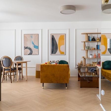 Old Town Gem Designer Apartment - Centre Location - Families - Remote Work 格但斯克 外观 照片