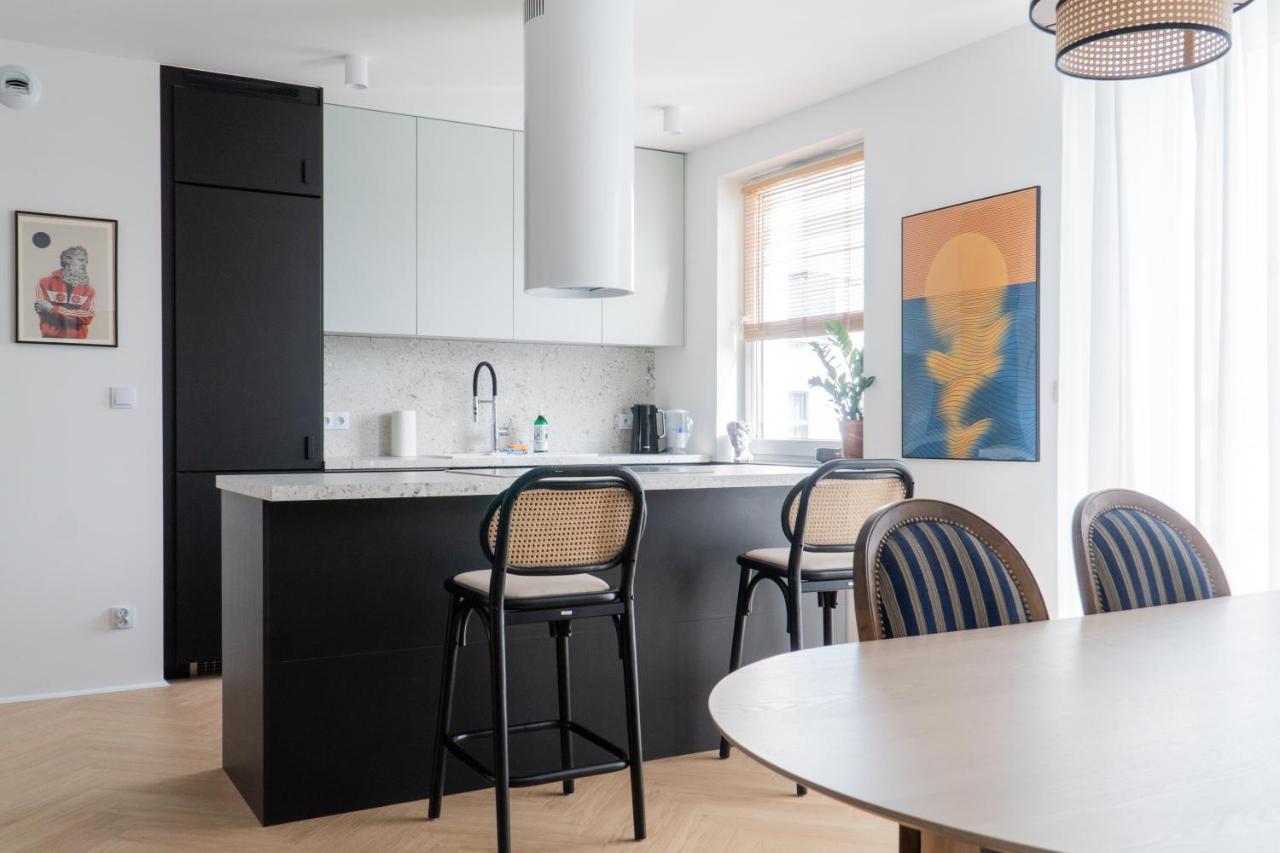 Old Town Gem Designer Apartment - Centre Location - Families - Remote Work 格但斯克 外观 照片